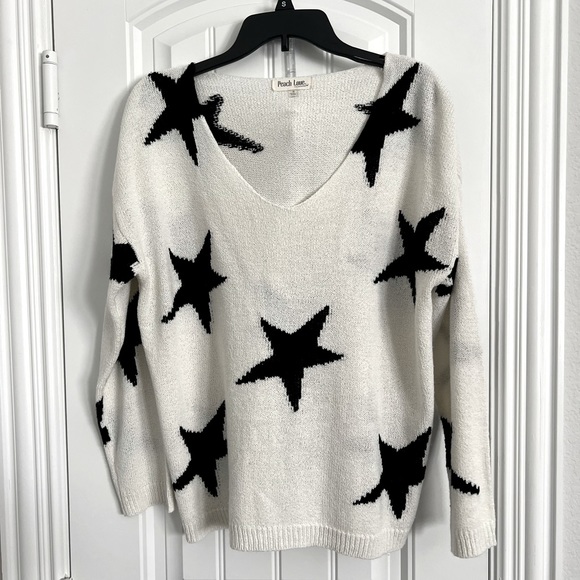 Peach Love California White Sweater Black Stars - Picture 5 of 7